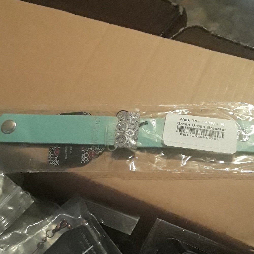 Bracelet